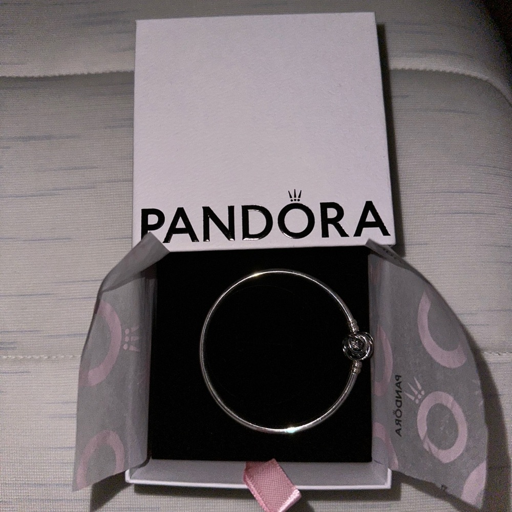 Pandora Bangle. Size small.